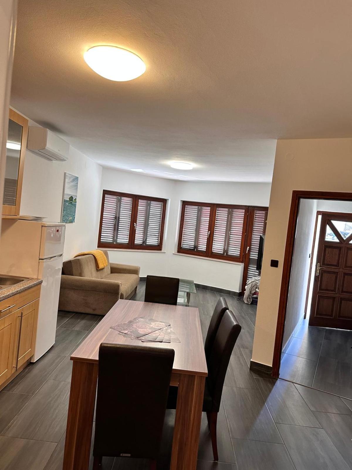 Apartman Nikola Salatić المظهر الخارجي الصورة