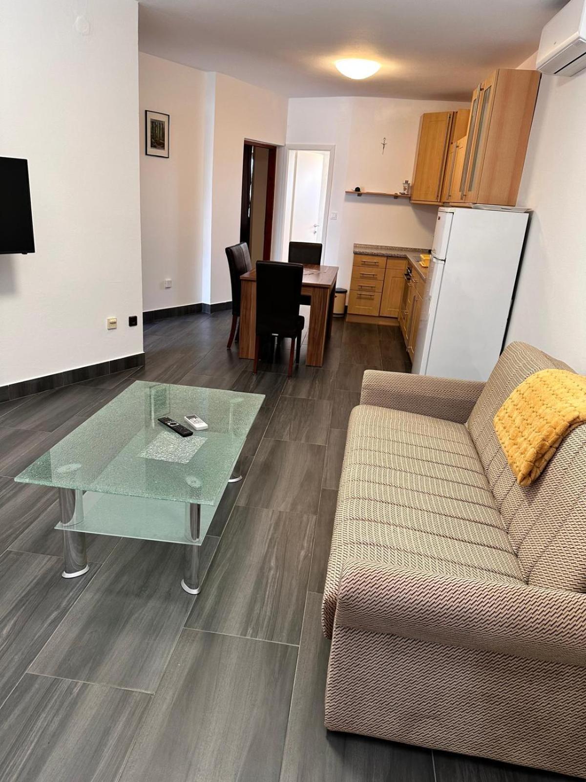 Apartman Nikola Salatić المظهر الخارجي الصورة